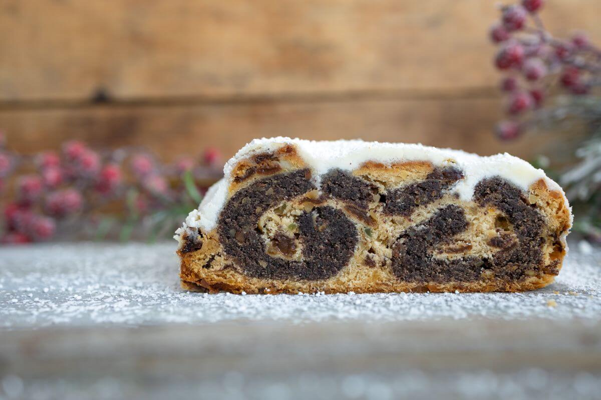 Premium butter poppy seed stollen